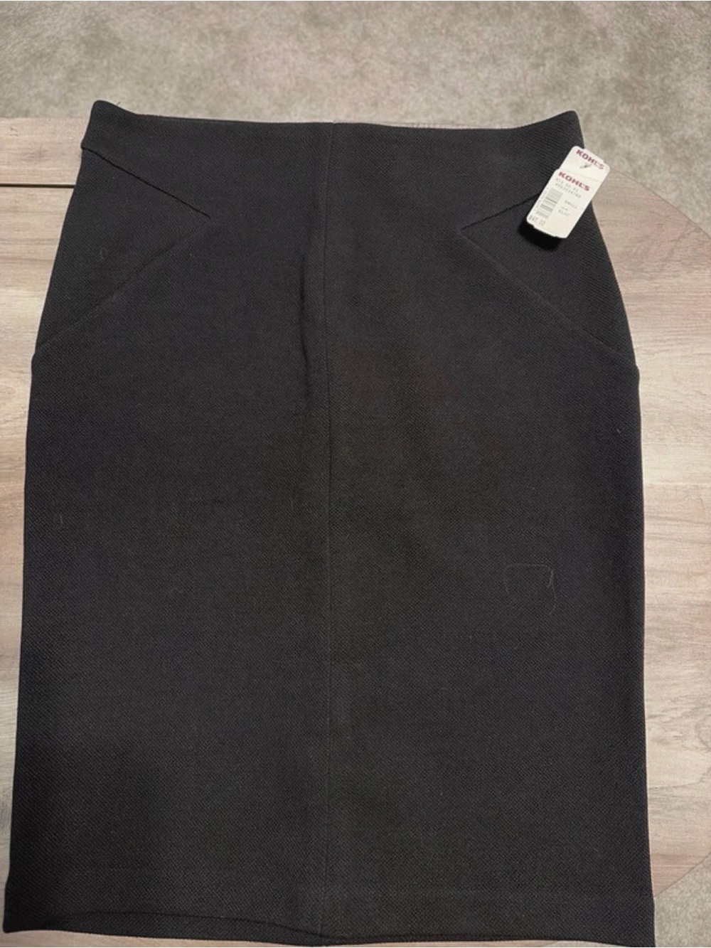 Elle Women’s Black Small Midi Pencil Skirt